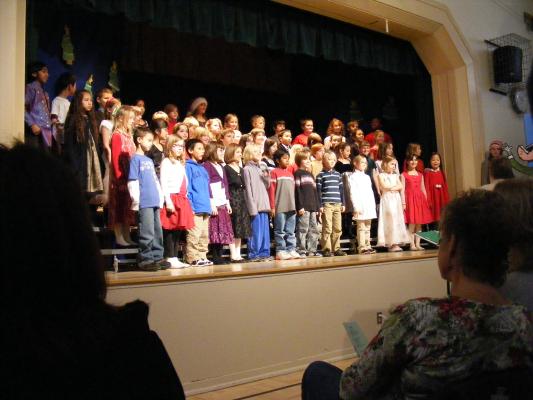 Andrea's class in Holiday program.