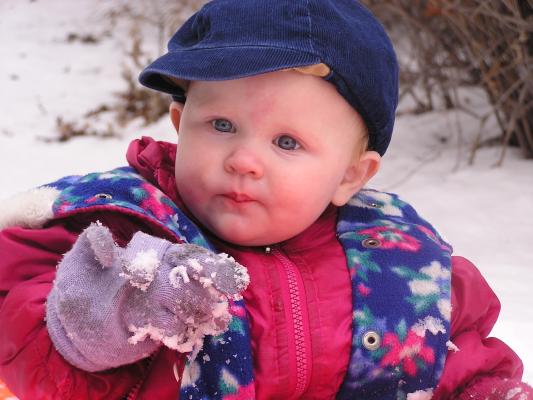 Sarah eats snow.