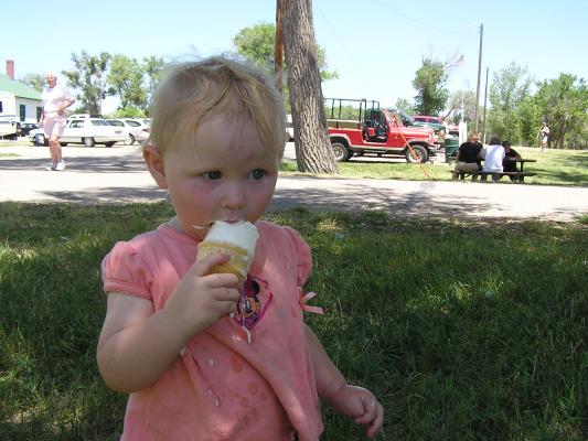 Sarah eats icecream