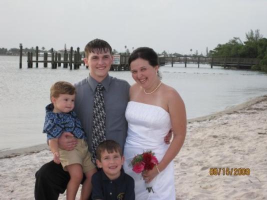 Hayden (Bubby) Zack Ethan Courtney wedding park beach 2009