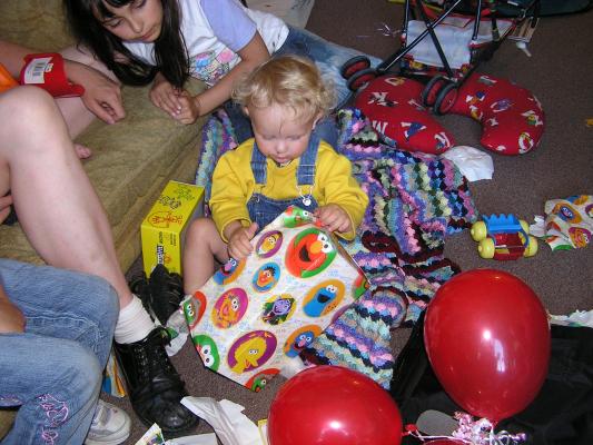 OK, Noah rip Elmo off.