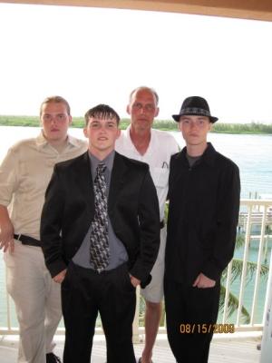 Nick Zack Jeff Ben wedding Balcony 2009