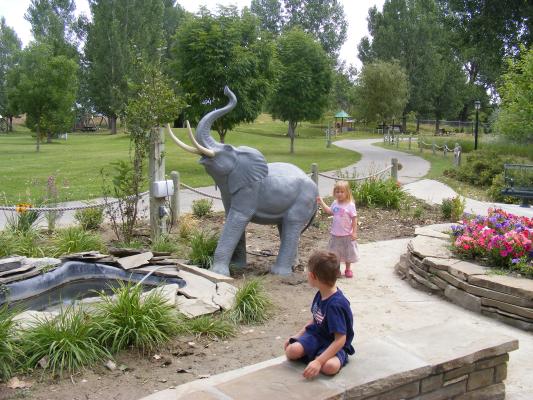 Noah and Sarah by the elephant sculpture.