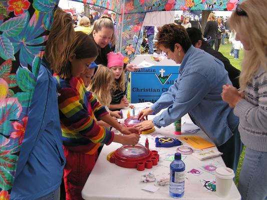 Craft project at the Belgrade Fall Festival.