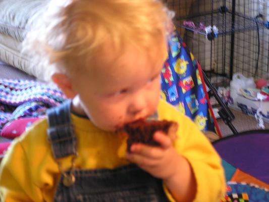 Noah eats some cake.