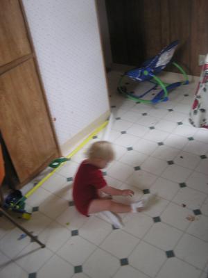 Sarah draged the toilet paper this far.