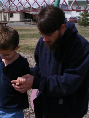 David and Noah at the park .