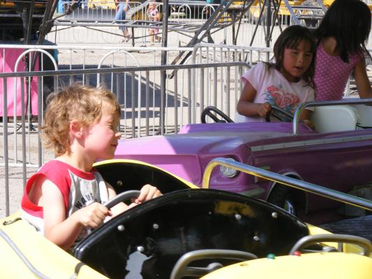 Noah drives a car.