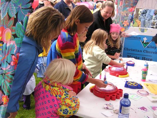 Craft project at the Belgrade Fall Festival.