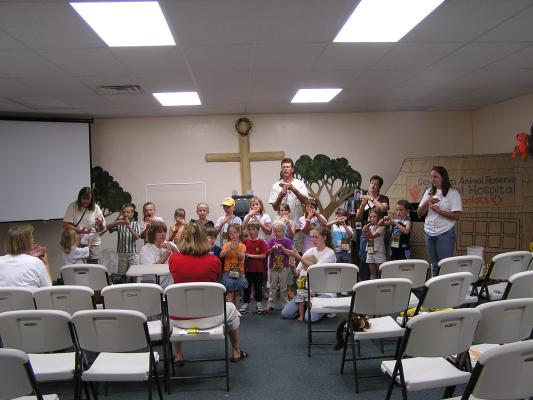Singing the Lord's prayer at VBS