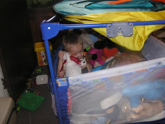 Does Noah have enough toys?