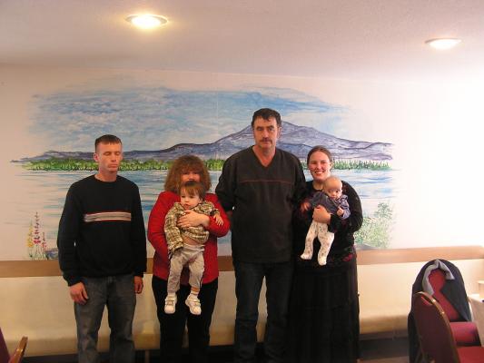 The Wright family.
Chris, Johnathan, Vicky, Carl, Jennifer, and Tyler.
