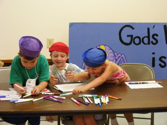 Coloring snakes. 