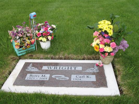 Betty Wright grave site.