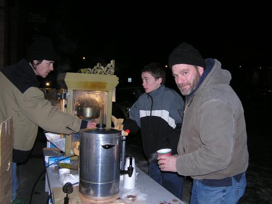 GVCC gives out hot chocolate and popcorn
at the Belgrade Festival of Lights.