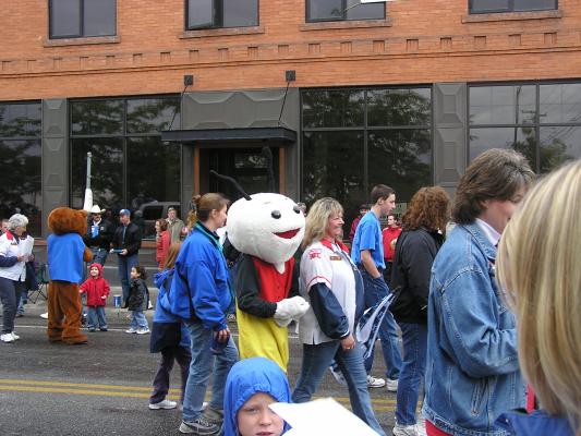 Look, it's Sparky!
