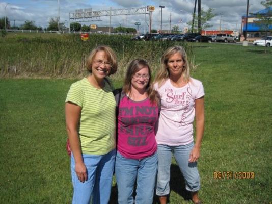 Natalie Cindy Stefanie Ft Wayne 2009