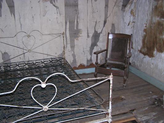 I don't think the beds look to comfortable.