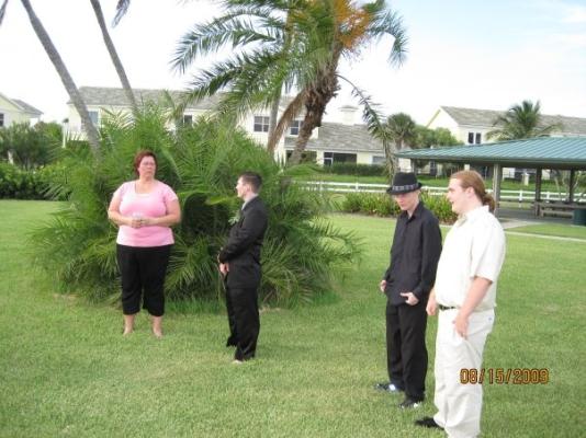 Wedding park Kathy Zack Ben Nick 2009