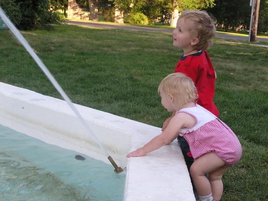 Sarah and Noah by the Alliance Fountain