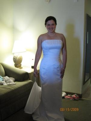 Courtney Wedding dress Hotel 2009