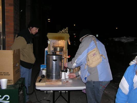 GVCC gives out hot chocolate and popcorn
at the Belgrade Festival of Lights.