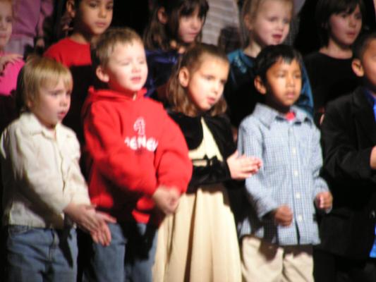 Andrea's class sings Christmas songs.