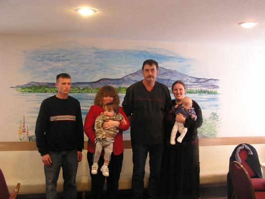 The Wright family.
Chris, Johnathan, Vicky, Carl, Jennifer, and Tyler.