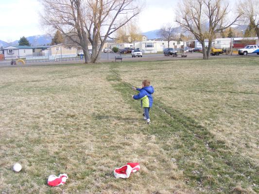 Noah has the kite.