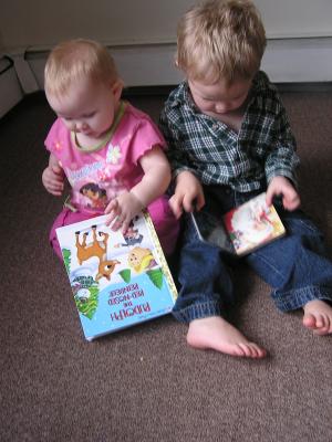Sarah and Noah read some Christmas books.