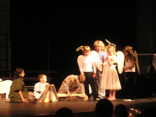 Malia Adam and Max are sore afraid of the angels: Mickala. Kariann, Hannah and Andrea