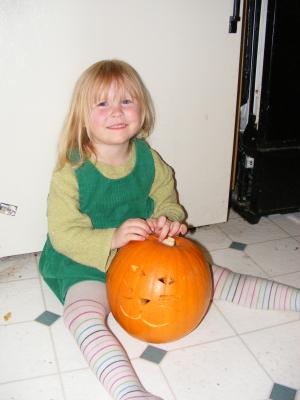 Sarah and her cat pumpkin