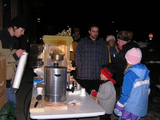 GVCC gives out hot chocolate and popcorn
at the Belgrade Festival of Lights.