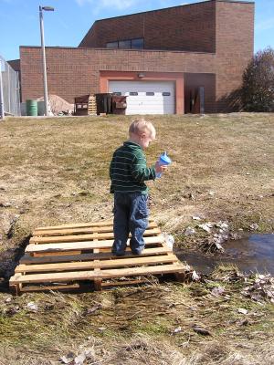 Noah found a cool bridge.