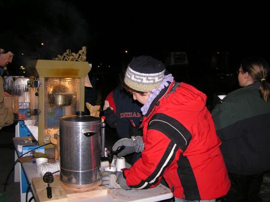 GVCC gives out hot chocolate and popcorn
at the Belgrade Festival of Lights.