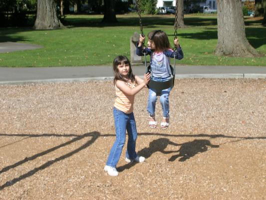 Malia pushes her sister.