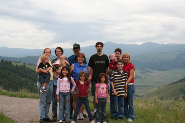 Katie, Noah, David, Sarah, Robert, Bea, Mike, Robert, Steven, Beverly
Malia, Nicole, Andrea, Michael.