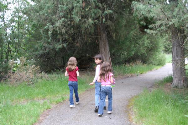 Nicole, Malia and Andrea head down the trail.