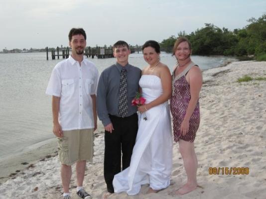 Zack Courtney Cindy wedding park beach 2009