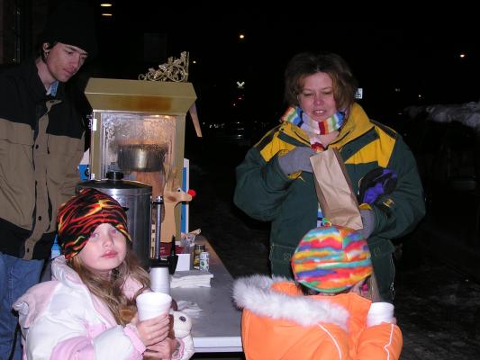 GVCC gives out hot chocolate and popcorn
at the Belgrade Festival of Lights.