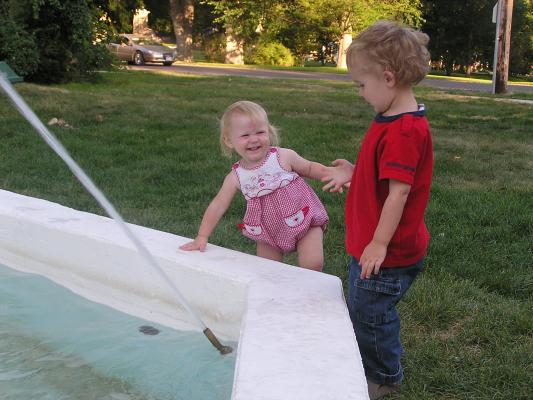 Sarah and Noah by the Alliance Fountain