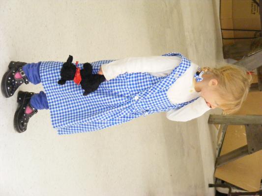 Sarah as Dorothy.