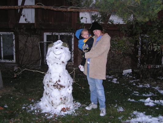 It's a snowman, surprise, surprise.