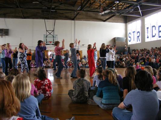teachers dancing