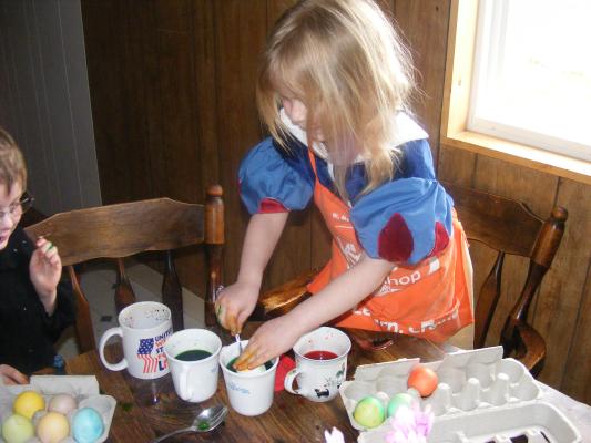 Sarah dying eggs.